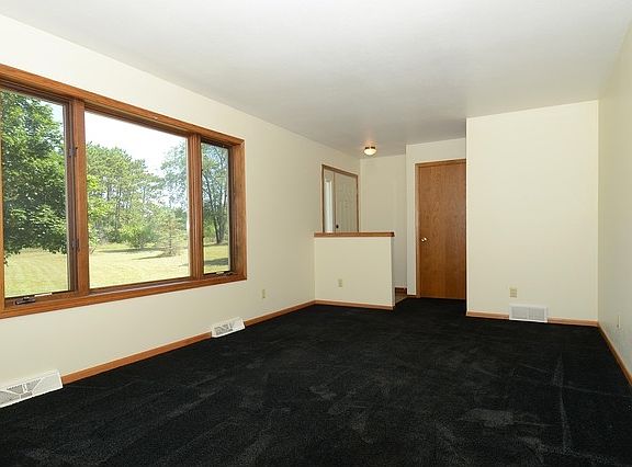 3rd image of 10267 County Highway Y