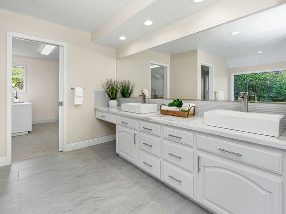5th image of 4151 Hensley Cir