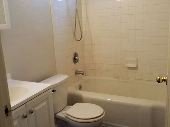 5th image of 4101 28th St