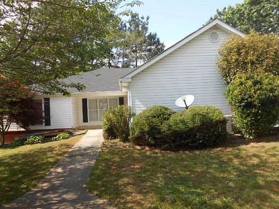 3rd image of 2164 Hasty Dr SW