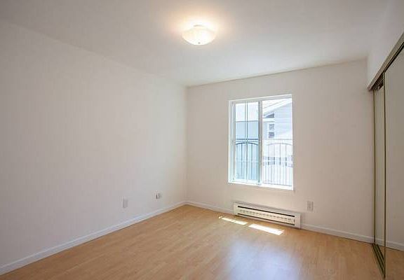 5th image of 642 Hollenbeck Ave APT 2