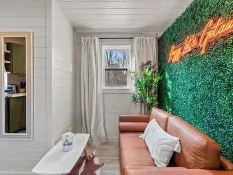 3735 Lenna Dr — Photo 5