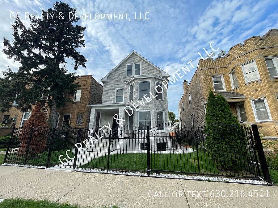 1st image of 5148 W Henderson St Unit G