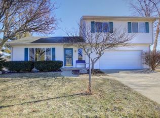 1302 Alpine Dr, Champaign, IL