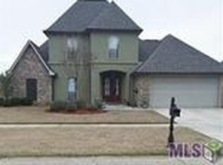 34243 Spring Lake Dr, Walker, LA 70785