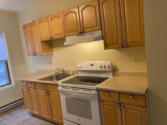 2nd image of 356 E Orange St APT 1