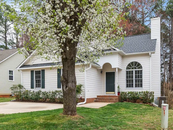 936 Amersham Ln, Wake Forest, NC 27587