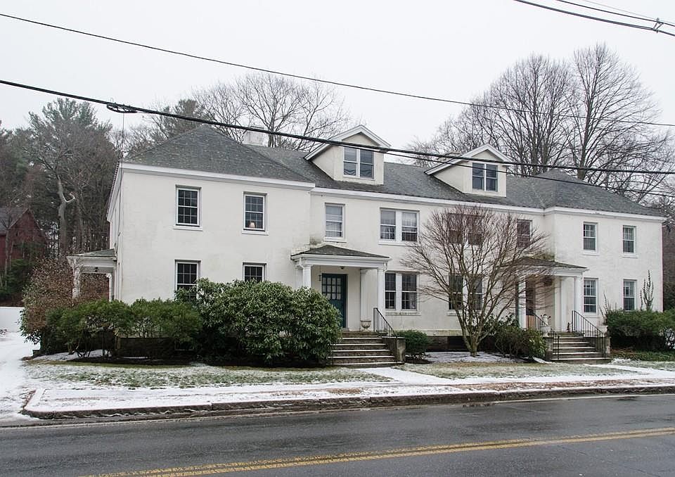 1st image of 619-621 Hale St #3