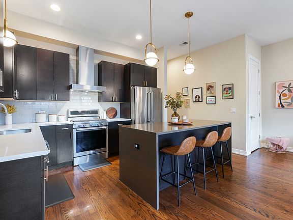 5th image of 2503 N Milwaukee Ave APT 3N