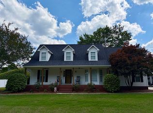 46 Red Hill Rd, Cheraw, SC 29520