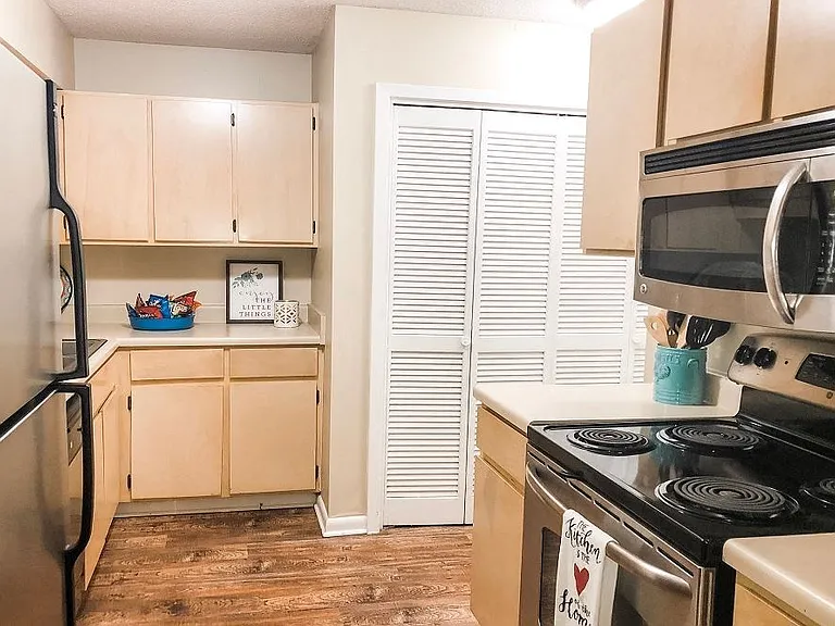 The Mark Apartments — Photo 3