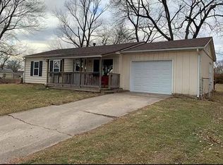 410 N Geronimo Dr, Independence, MO 64056