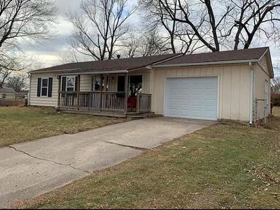 410 N Geronimo Dr, Independence, MO, 64056