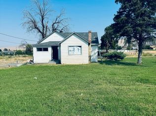 1161 Firing Center Rd, Yakima, WA 98901