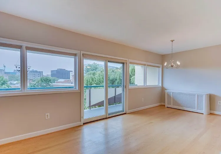 4720 Chevy Chase Dr #401 — Photo 9