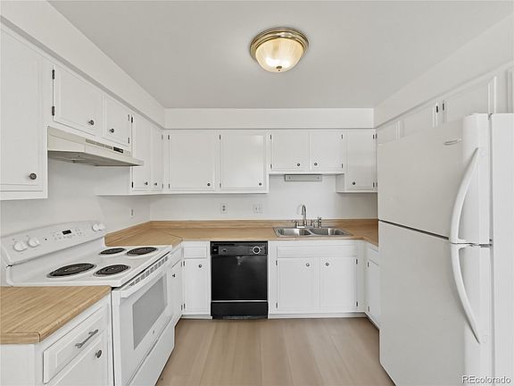 3rd image of 6155 Simms St #2