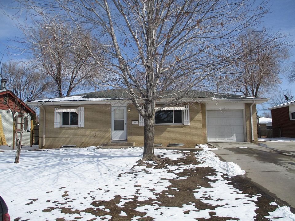 1st image of 530 27th Ave