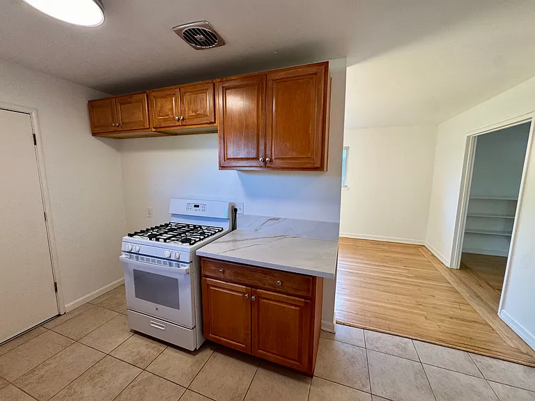 Landlord will provide a refrigerator