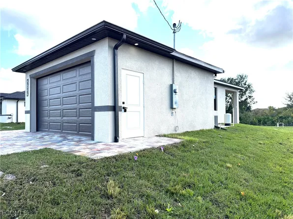 810 Magnolia Ave, Lehigh Acres, FL 33972