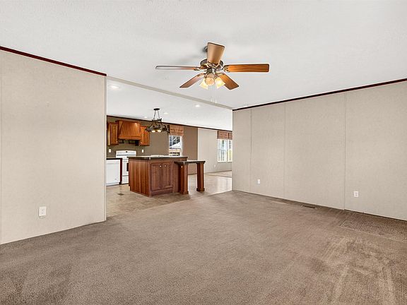 5th image of 114 Apple Blossom Ln