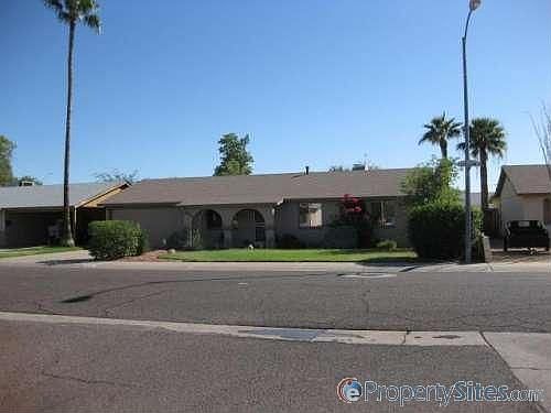 1st image of 3615 E Ludlow Dr
