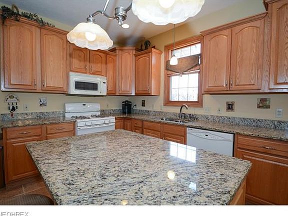 5th image of 10968 Stonewycke Dr