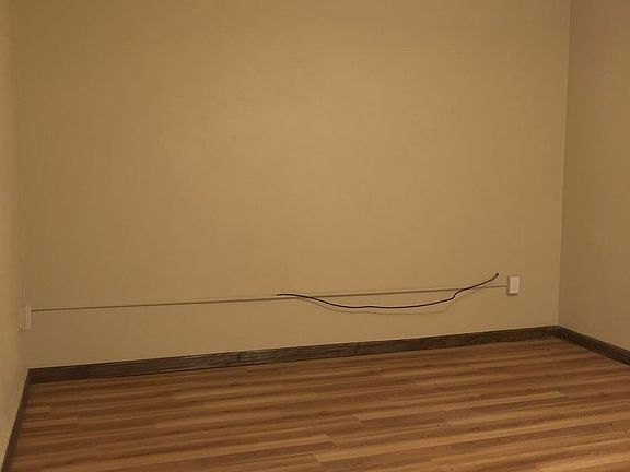 3rd image of 427 E Main St APT D2