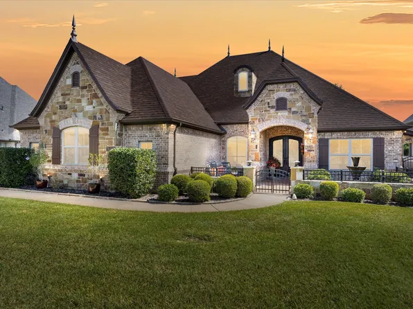 1014 Sunset Bay Ct, Granbury, TX 76048