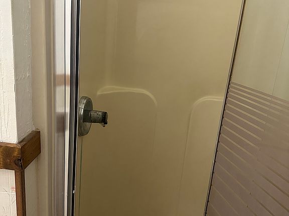 4th image of 400 Sumner St APT 2