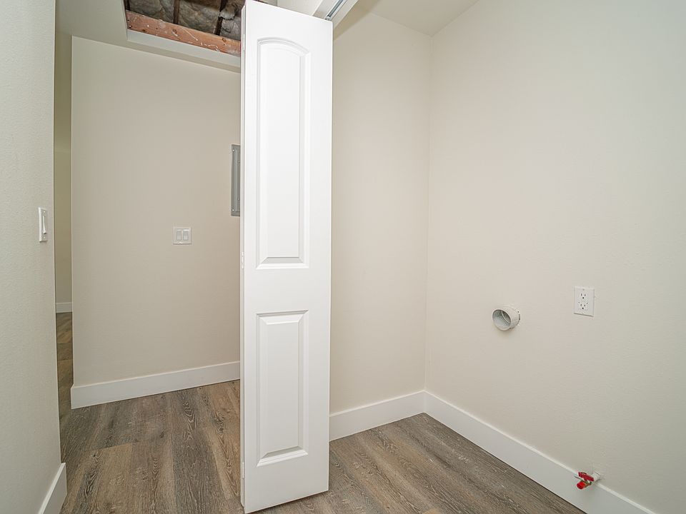 1st image of 7420 S Hobart Blvd