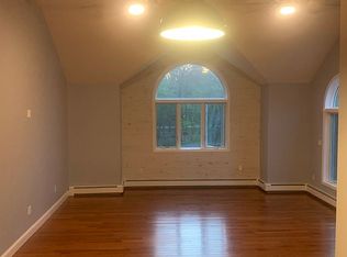 40 Nicholas Ln, Pelham, NH 03076