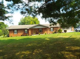 1898 Shorty Barnes Rd., Crossville, TN 38571