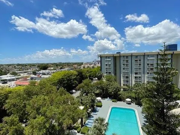 4550 NW 9th St APT 803E, Miami, FL 33126