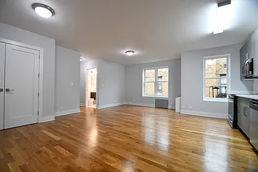 939 Woodycrest Avenue, #614