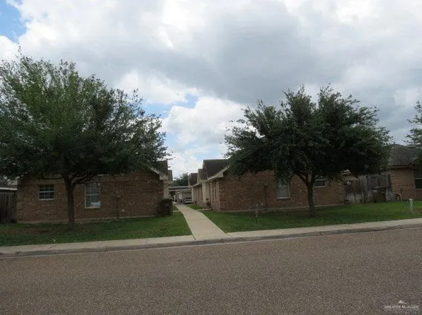1702 Orlando St APT B, Edinburg, TX 78541