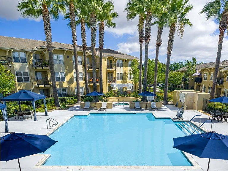 55+ Community - FountainGlen at Temecula — Photo 20
