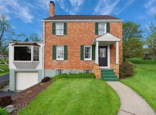 292 Moon Clinton Rd, Coraopolis, PA 15108