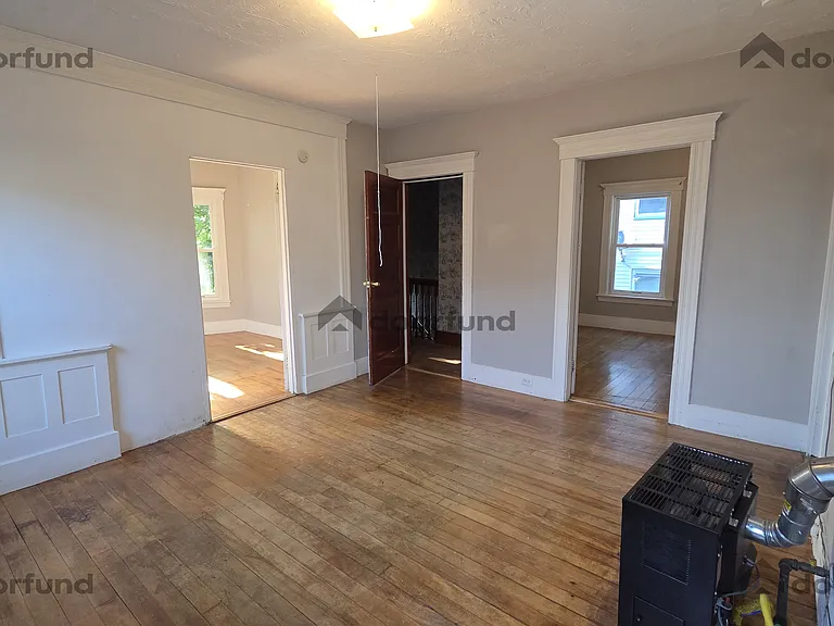 41 Freeland St #3 — Photo 10