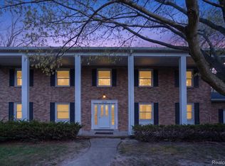6150 Birch Row Dr, East Lansing, MI 48823