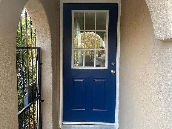 2nd image of 1702 Gold Ave SE