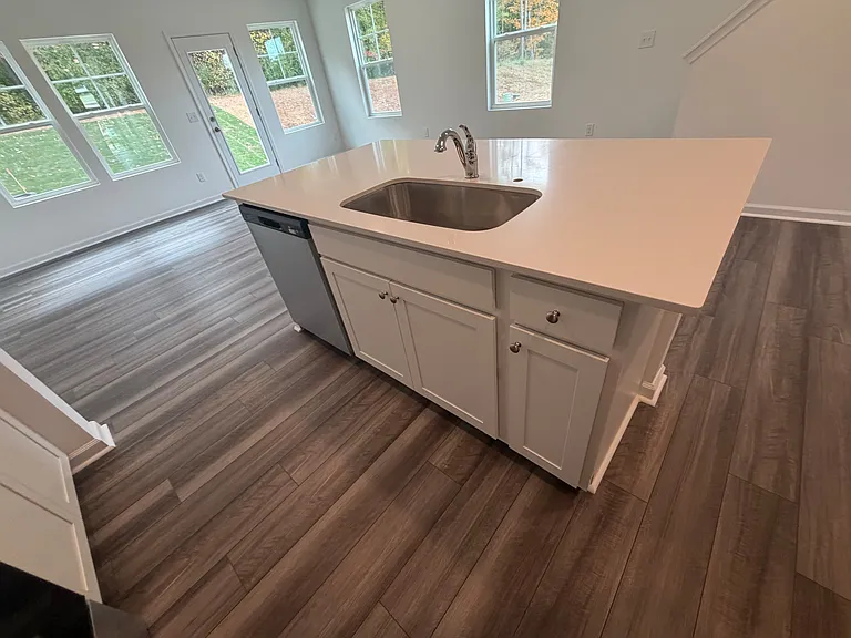 507 Fran Dr — Photo 4