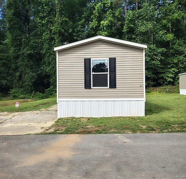 67 Poole Cir — Photo 1