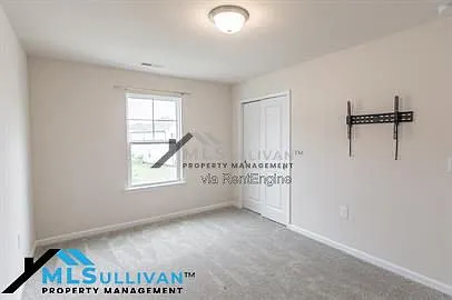 8400 Jordan Meadow Dr — Photo 26