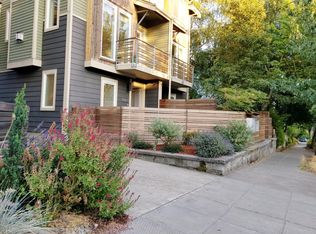 4220 Fremont Ave N #B, Seattle, WA 98103