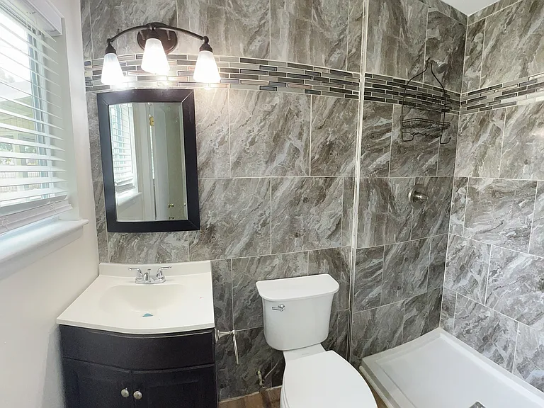 4632 Jeanne St — Photo 15