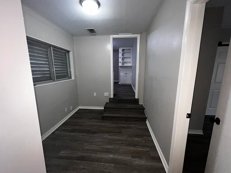 3301 Austin St — Photo 13