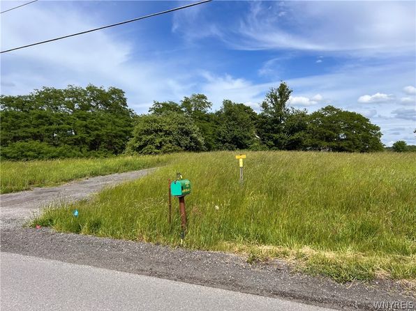 1246 Boies Rd #57, East Aurora, NY 14052