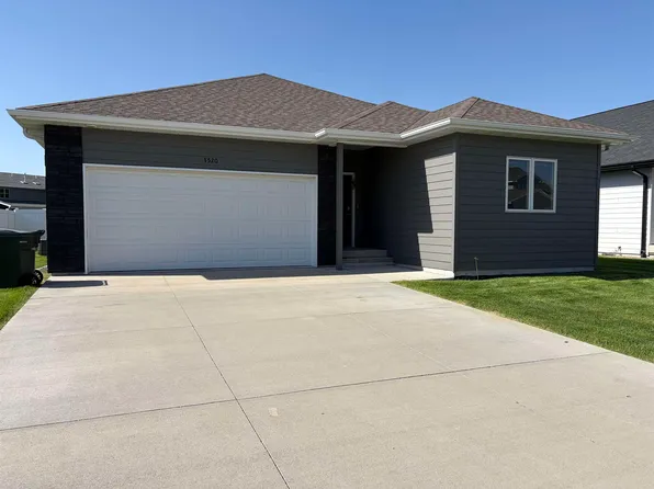 3520 Hummingbird, North Platte, NE 69101