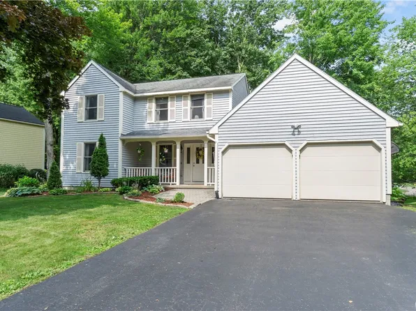 3444 Stanford Dr, Baldwinsville, NY 13027