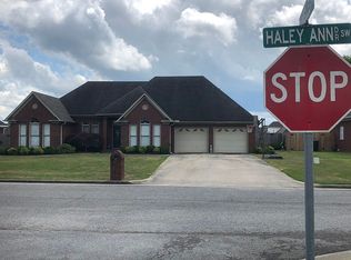 618 Haley Ann Dr SW, Hartselle, AL 35640